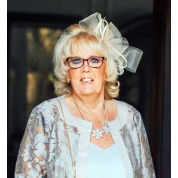 Photo of Anne BEATTIE