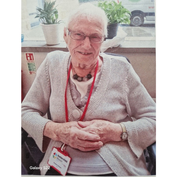 Photo for notice June Elizabeth Beesley NUTTALL
