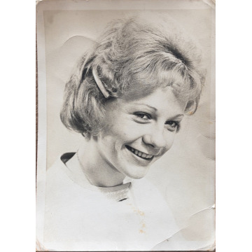 Photo of Valerie MELTON