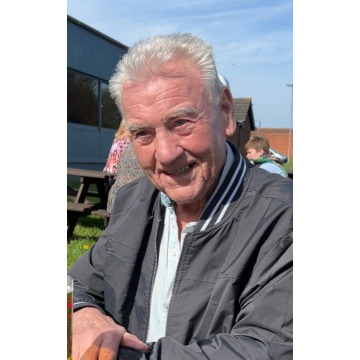 Photo of Ken PARKINSON