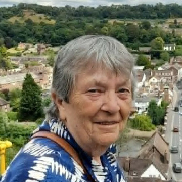 Photo of Valerie WARD