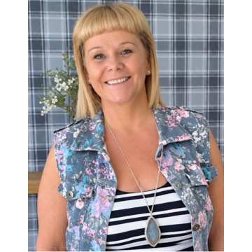 Photo of Pam BROADBENT-MEREDITH