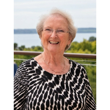 Photo of Eva CALEY