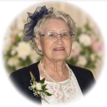 Photo of Sheila BROOM