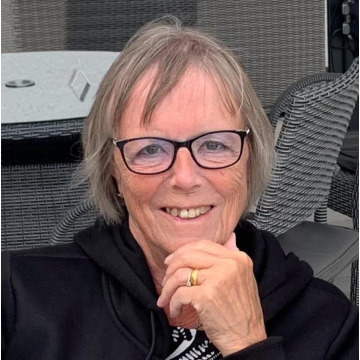 Photo of Joyce Rosalind SCHOFIELD
